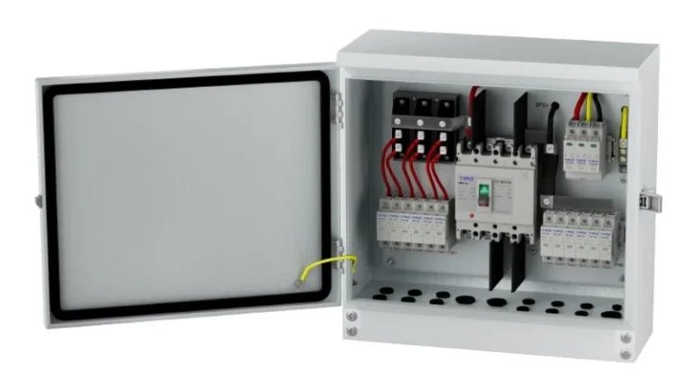 Outdoor PV combiner box with IP65 enclosure for solar string protection